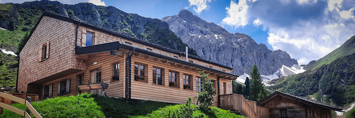 Porzehütte (c) alpenvereinaktiv.com Porzehütte (c) alpenvereinaktiv.com